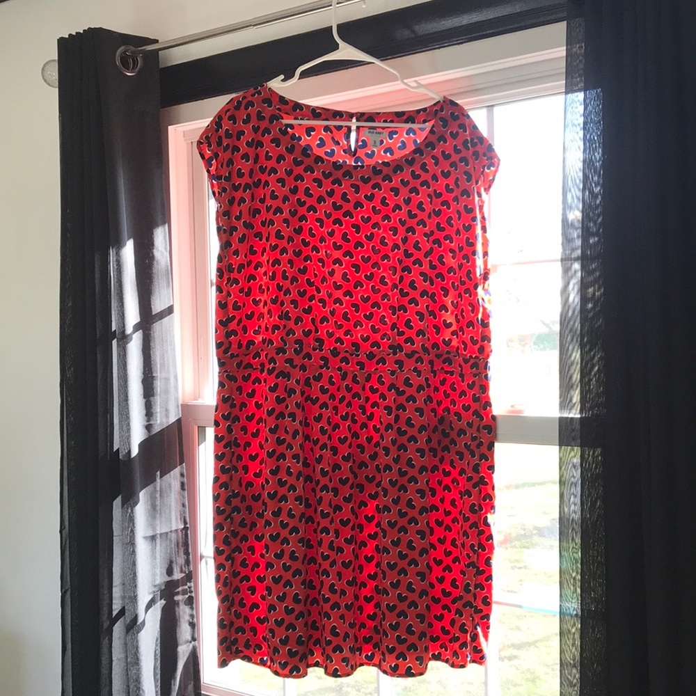 XL Old navy red dress with navy hearts